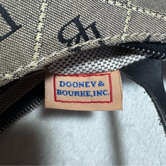 Y2K Dooney & Bourke Mini Shoulder Bag in Monogram Pattern - Picture 9 of 10